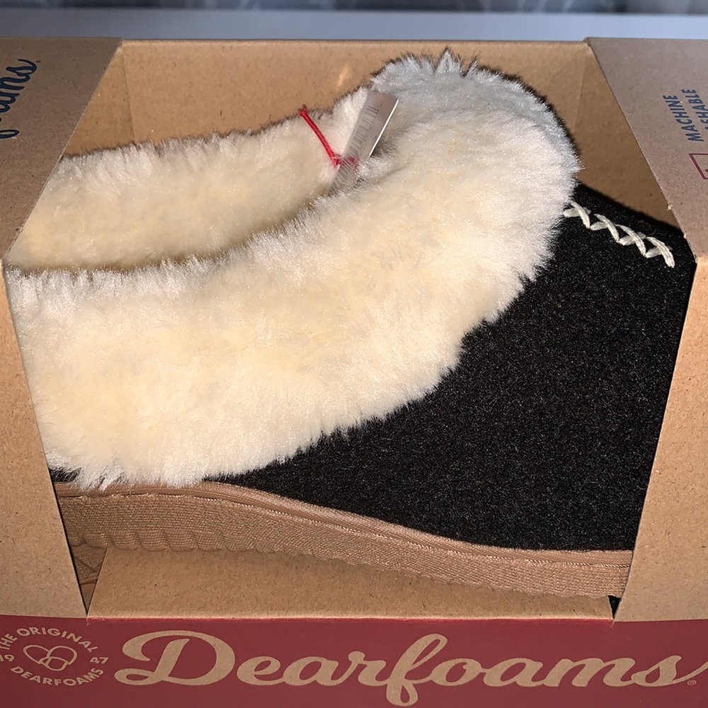 Dearfoams Memory Foam, Woman’s Medium - Picture 3 of 5